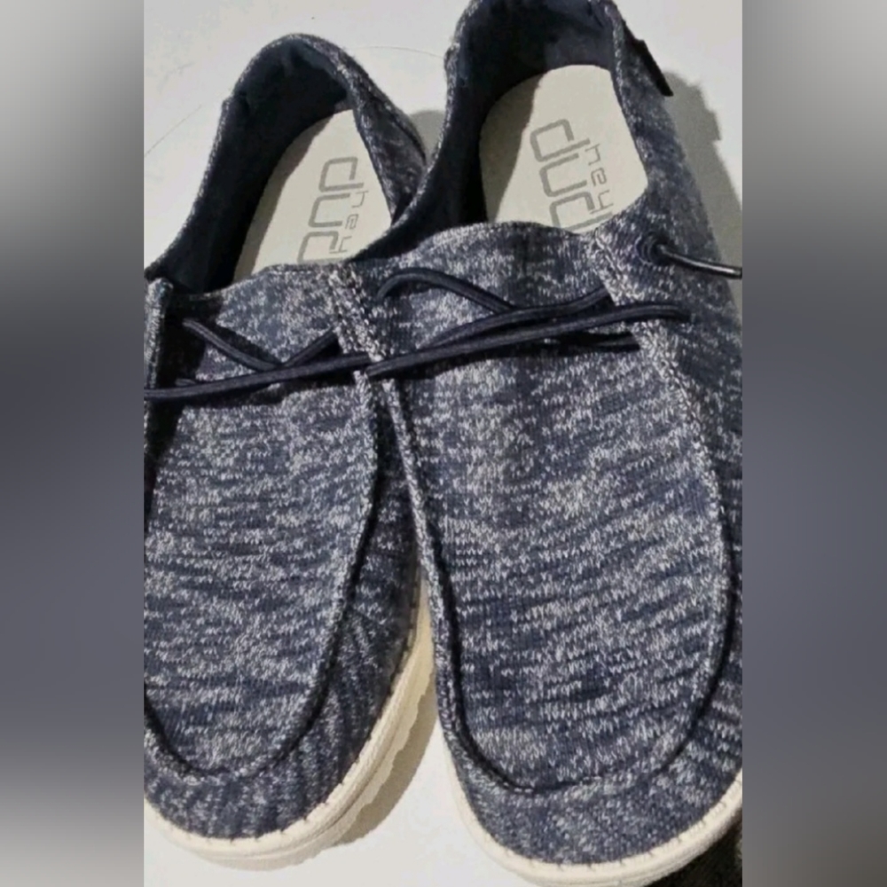 Women's Hey Dude Size 10